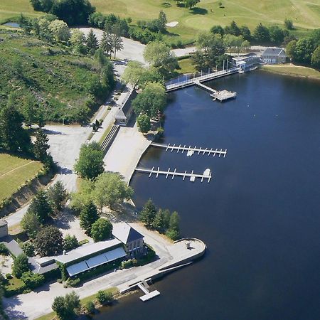 Logis Hotel Du Lac Neuvic  Exterior photo
